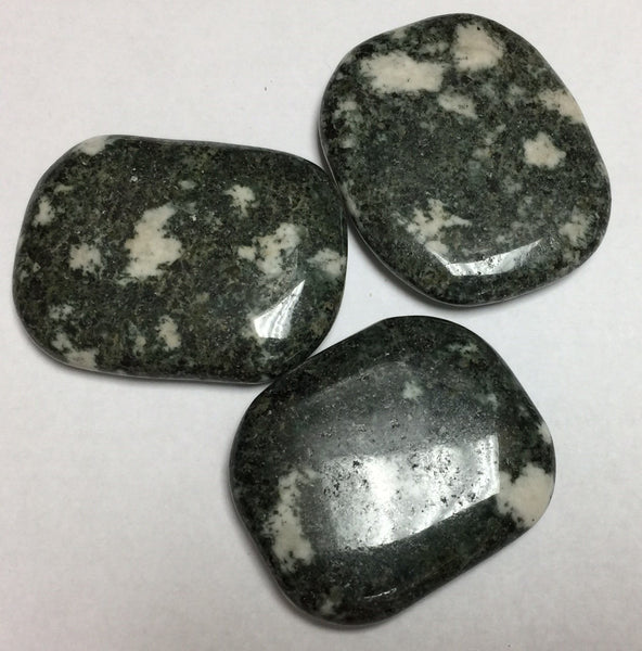 Preseli Bluestone palm stone, medium